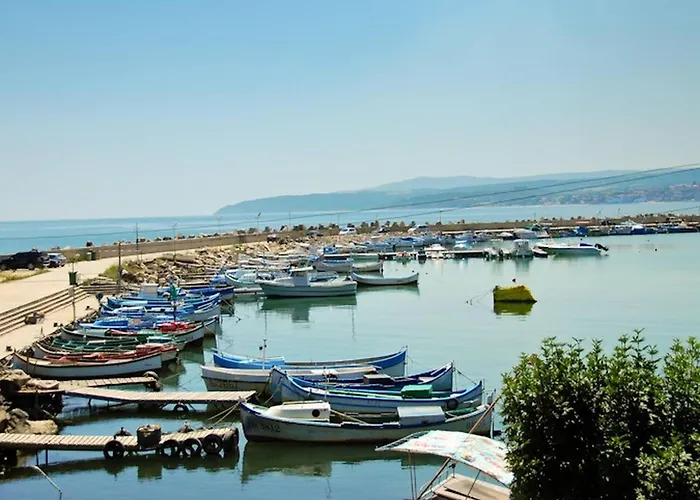 2 Bedrooms With Ocean View In Byala Apartment